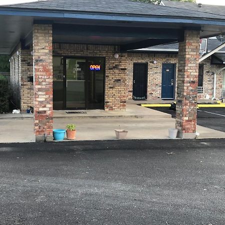 Relax Inn Dublin Exterior photo